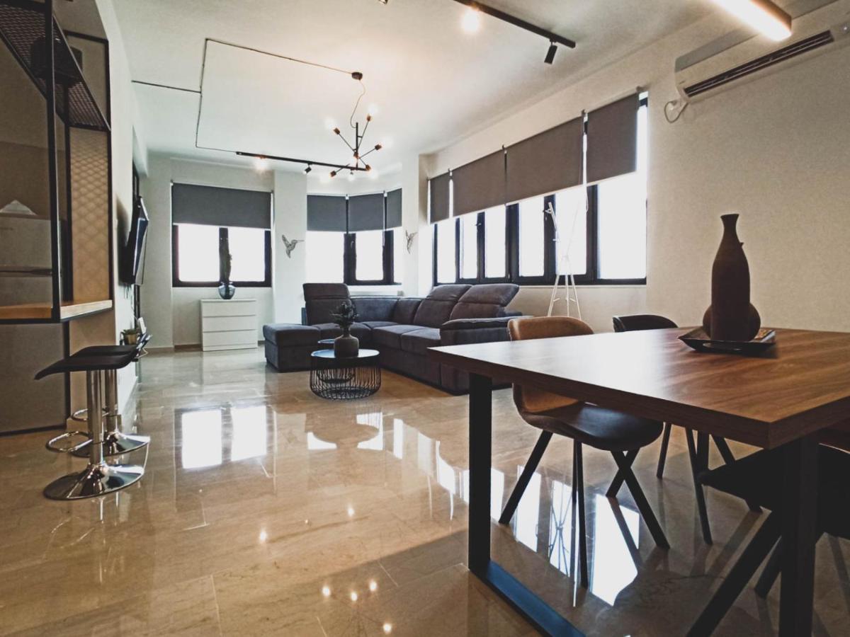 Sunlight - Volos City Center Spacious Modern Apartments Екстериор снимка