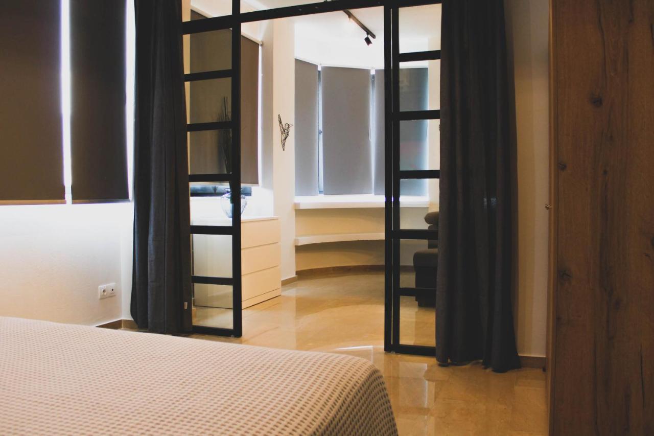 Sunlight - Volos City Center Spacious Modern Apartments Екстериор снимка